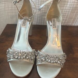 Badgley Mischka Women's Silver Embellished Heels